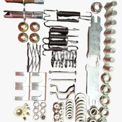 Illustration of toyota landcruiser 95 / 100 / 120 / 150 brake shoe repair kit yb04943-17a99